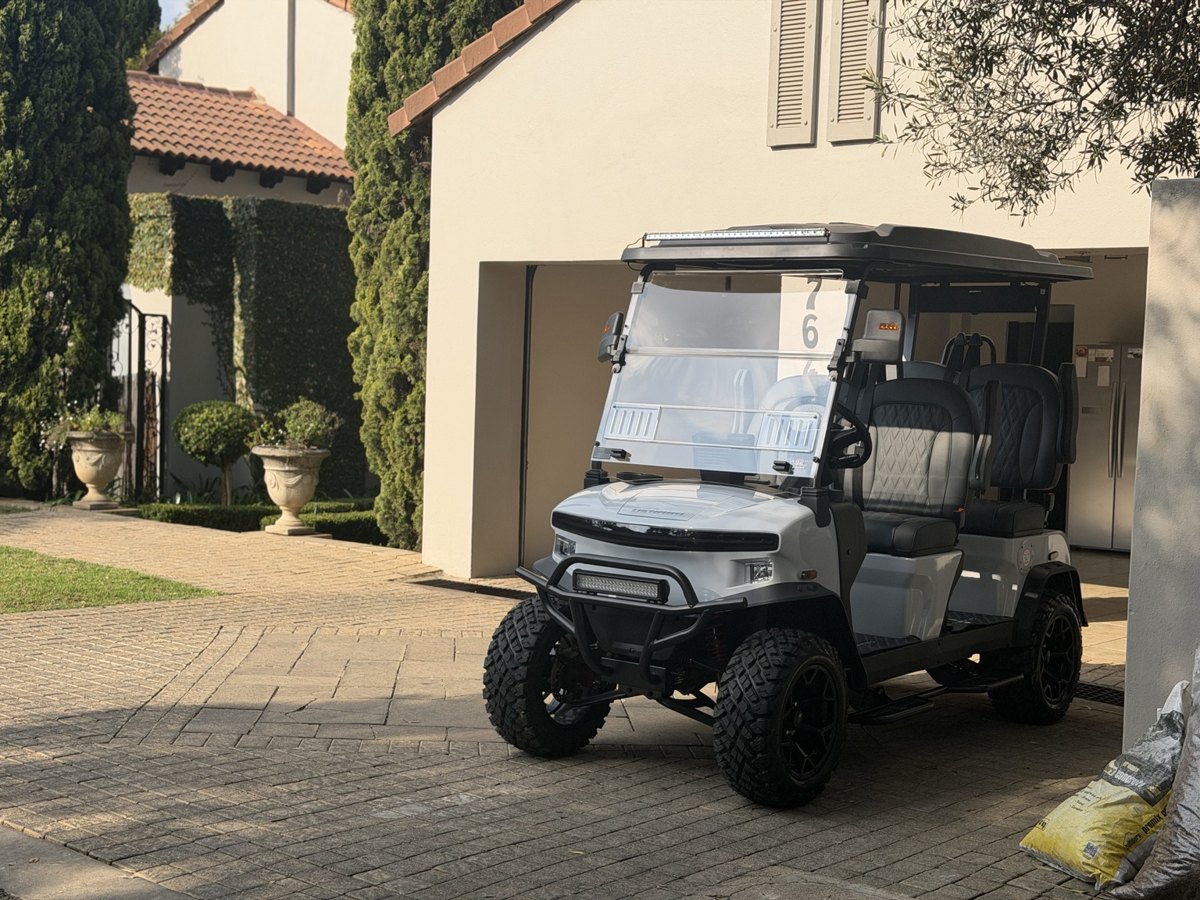 Denago cart outside a customer home