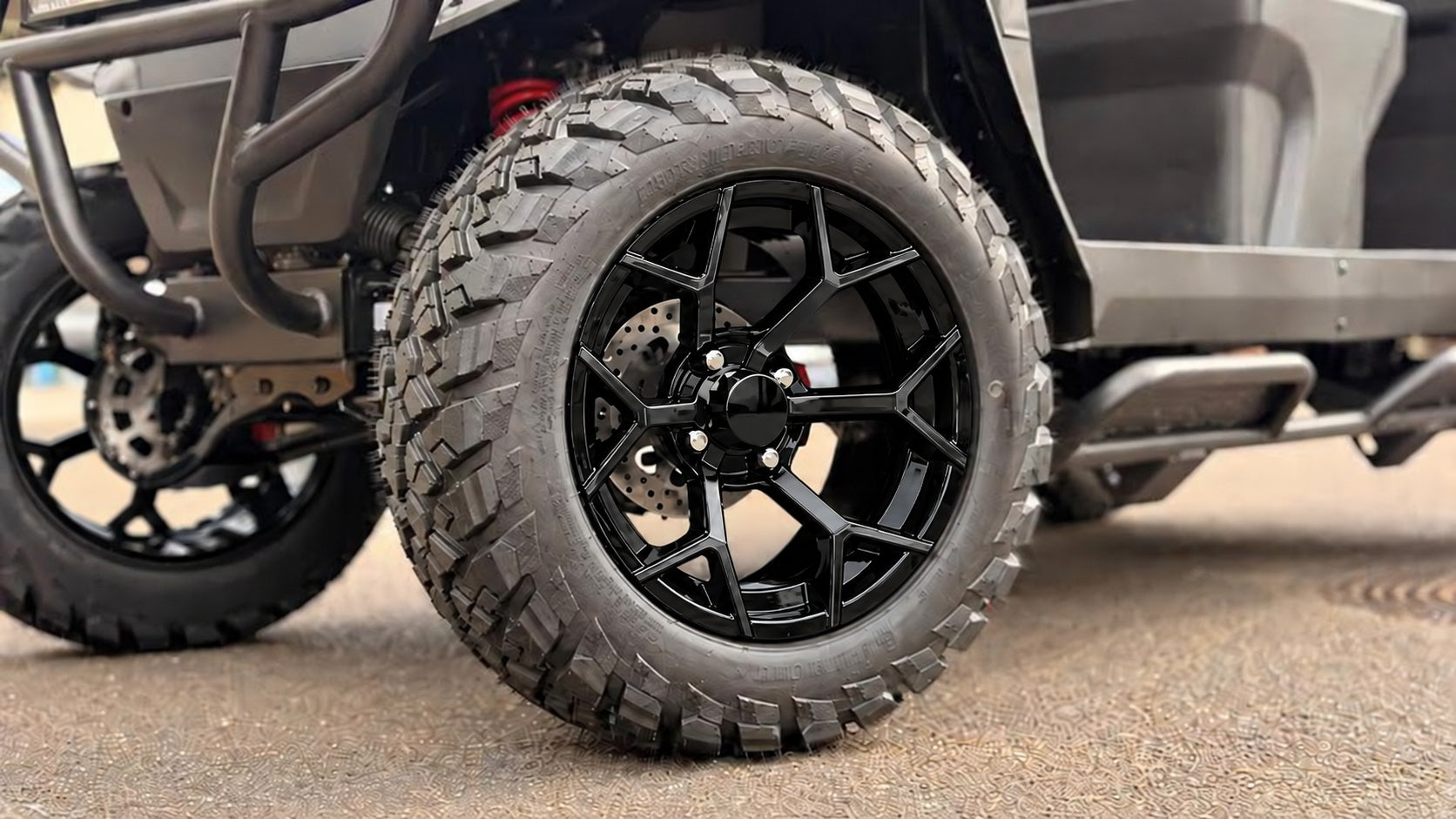 Denago gloss black rim